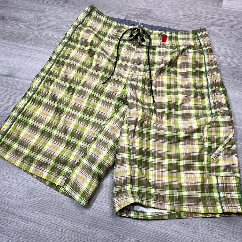 The North Face Quick Dry‎ Mens Board Shorts Size 32 Plaid Green Yellow